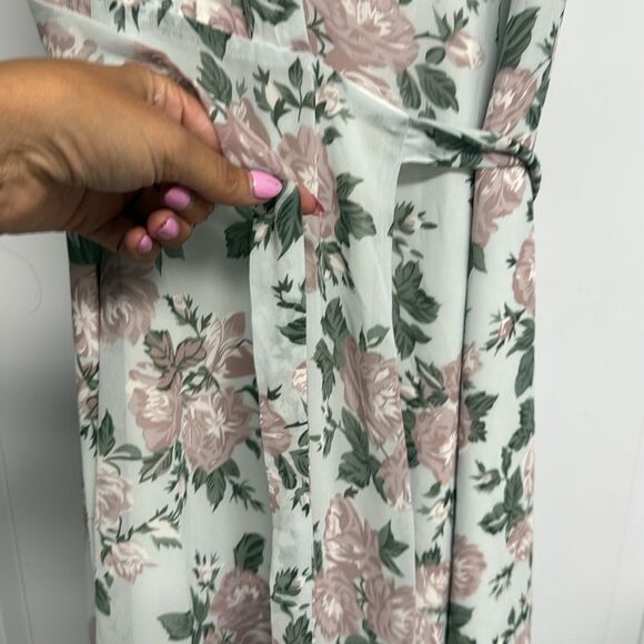 Lovers + Friends Cream & Green Floral Chiffon Wrap Maxi - Lined V Neck Size 0 - Picture 4 of 6
